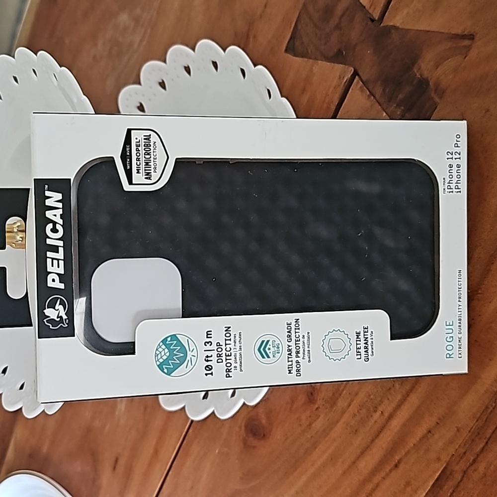 Pelican iPhone 12 Pro Phone Case Black